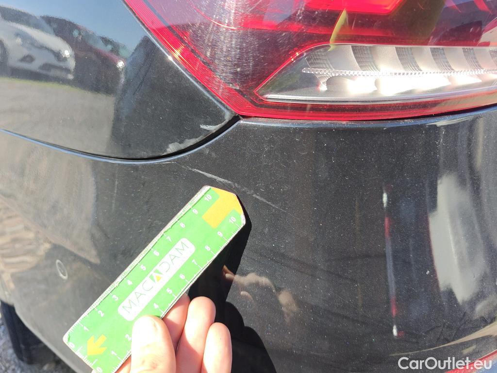 Mercedes  A-Klasse MERCEDES-BENZ Clase A / 2018 / 4P / sedán Sedán A 250 e #38