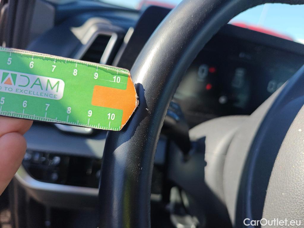  KIA  Sportage KIA  / 2022 / 5P / todoterreno 1.6 T-GDi 110kW (150CV) Concept 4x2 #42