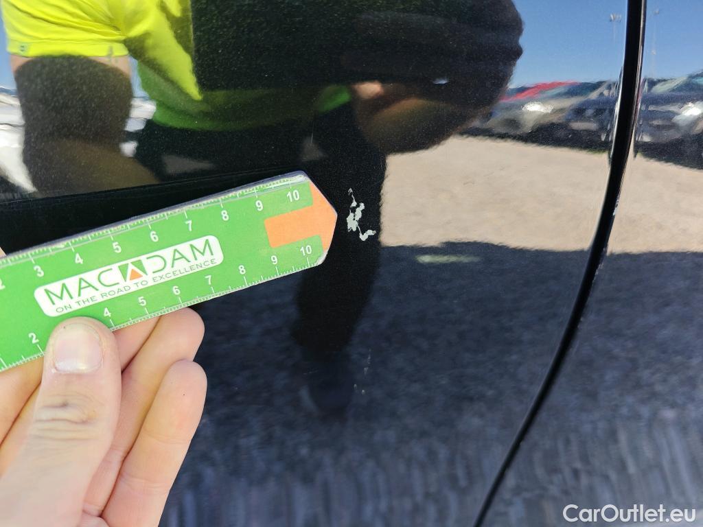 Mercedes  A-Klasse MERCEDES-BENZ Clase A / 2018 / 4P / sedán Sedán A 250 e #20