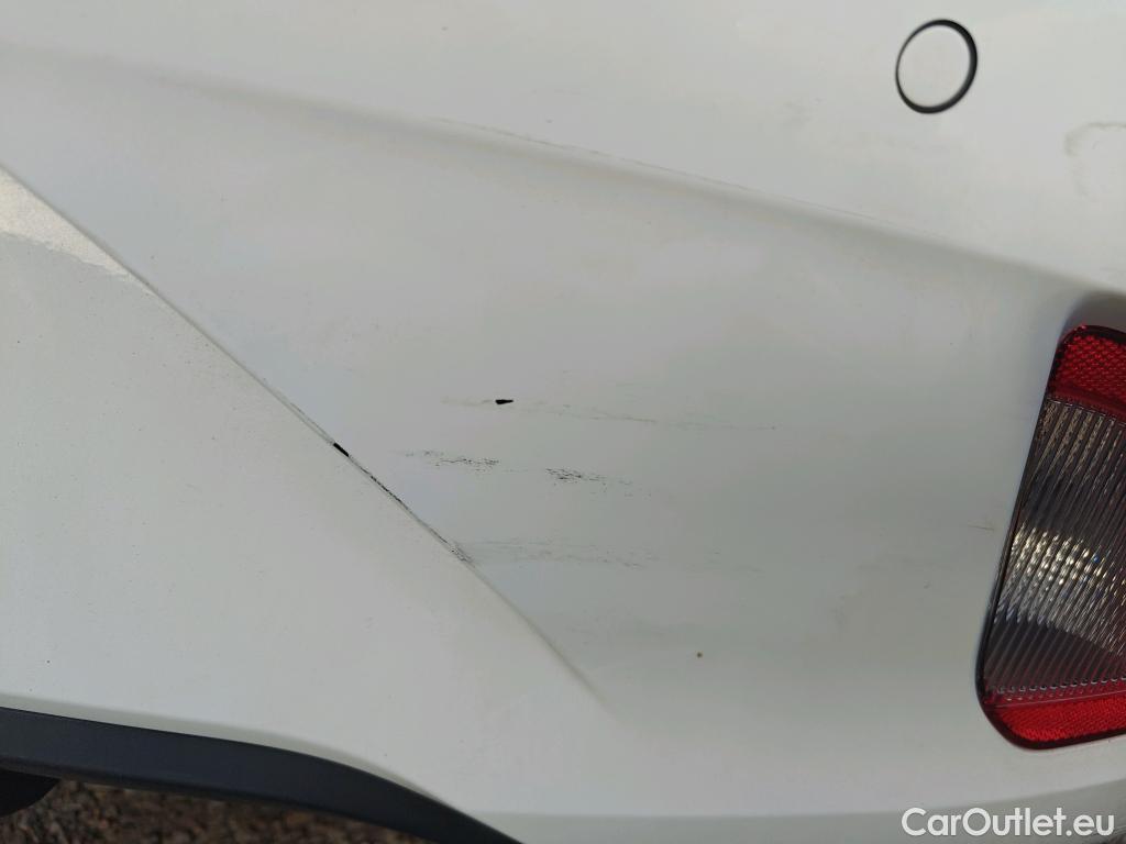  Hyundai  i10 HYUNDAI  / 2020 / 5P / berlina con portón 1.0 Klass  #26