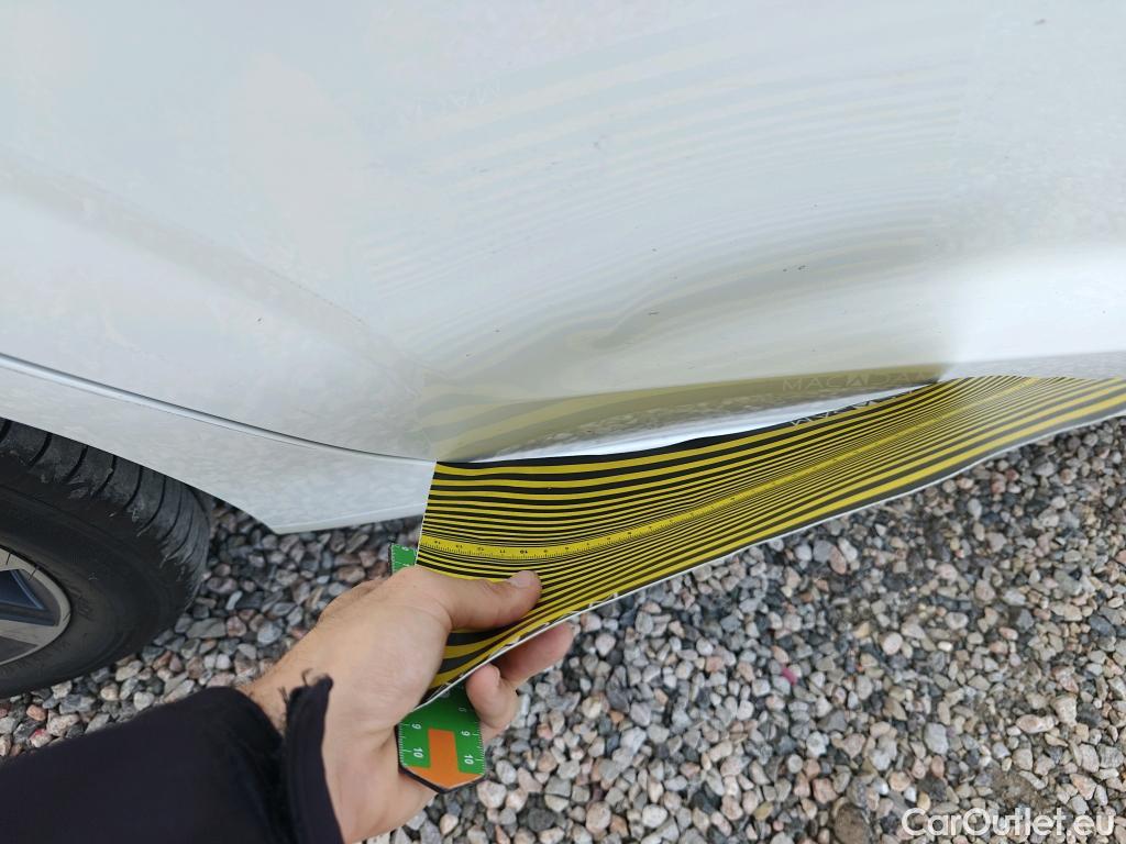  Hyundai  i10 HYUNDAI  / 2020 / 5P / berlina con portón 1.0 Klass  #11