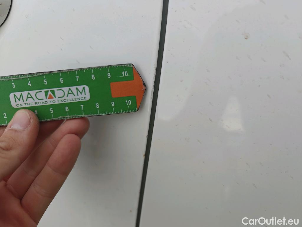  Mercedes  G-Klasee MERCEDES-BENZ Clase GLC / 2019 / 5P / todoterreno GLC 200 d 4MATIC #27