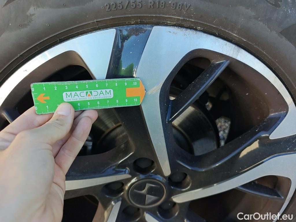  DS  DS7 DS DS 7 Crossback / 2017 / 5P / todoterreno BlueHDi DE 96kW (130CV) Auto. CHIC (AC) #44