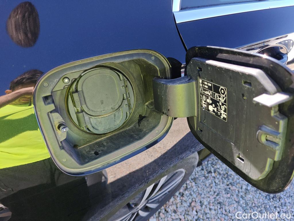 Mercedes  A-Klasse MERCEDES-BENZ Clase A / 2018 / 4P / sedán Sedán A 250 e #14