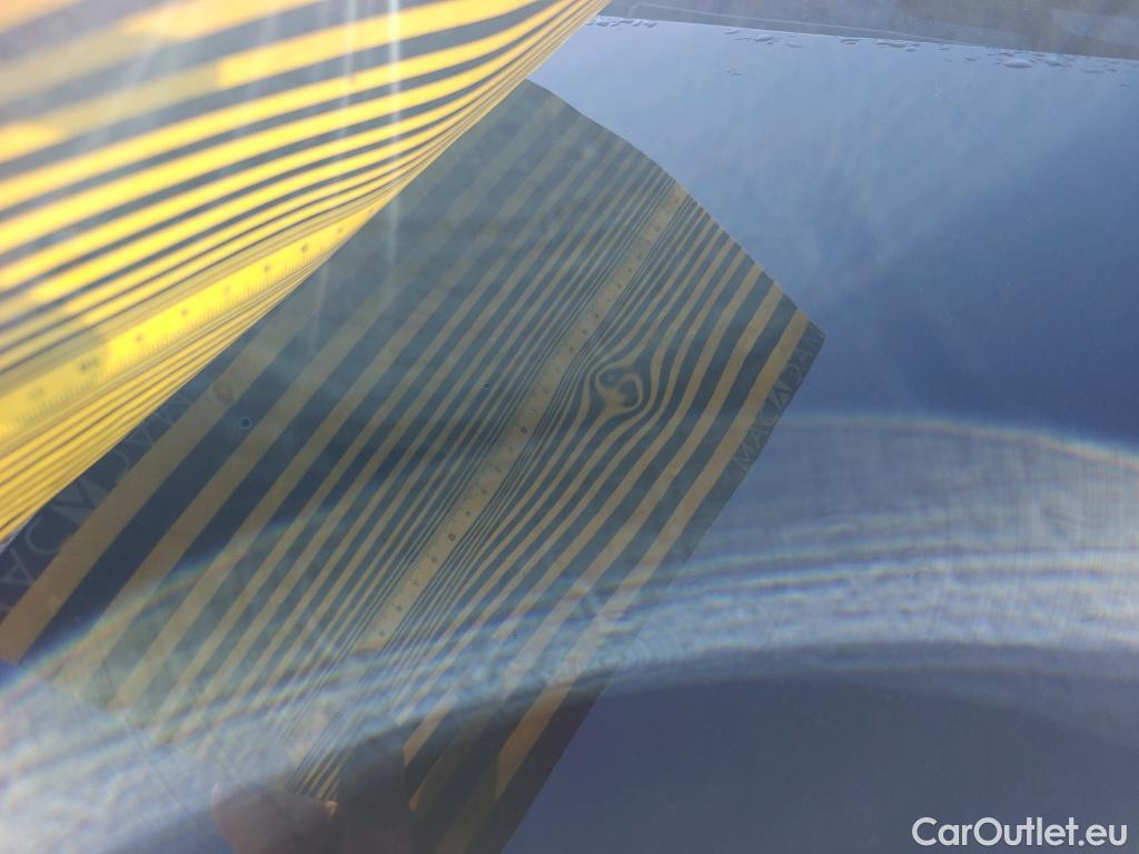  Nissan  NV300 NISSAN  / 2016 / 4P / combi Combi 9 1.6dCi 88 kW L1H1 1T LUXURY #57