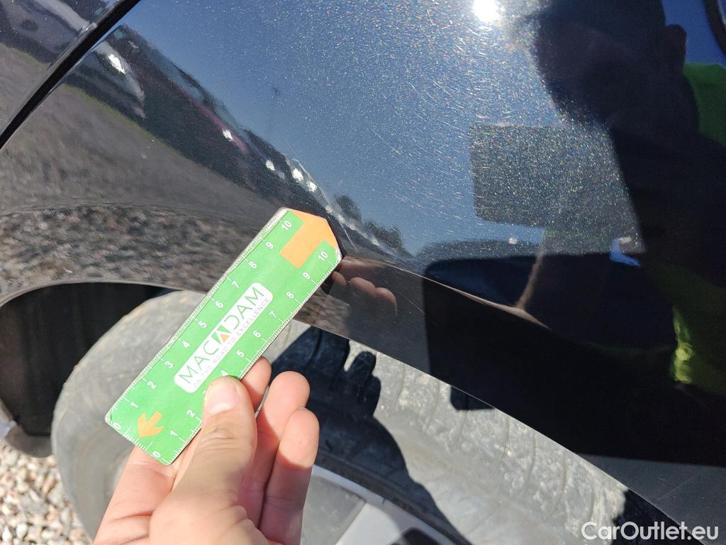 Mercedes  A-Klasse MERCEDES-BENZ Clase A / 2018 / 4P / sedán Sedán A 250 e #32