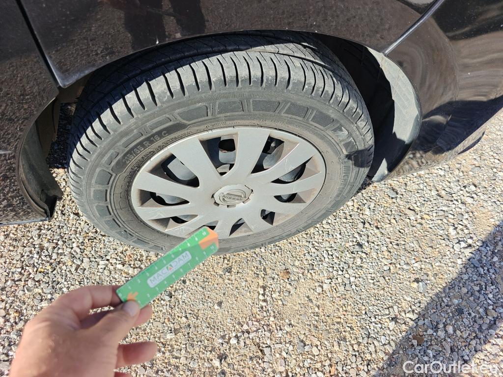  Nissan  NV300 NISSAN  / 2016 / 4P / combi Combi 9 1.6dCi 88 kW L1H1 1T LUXURY #45