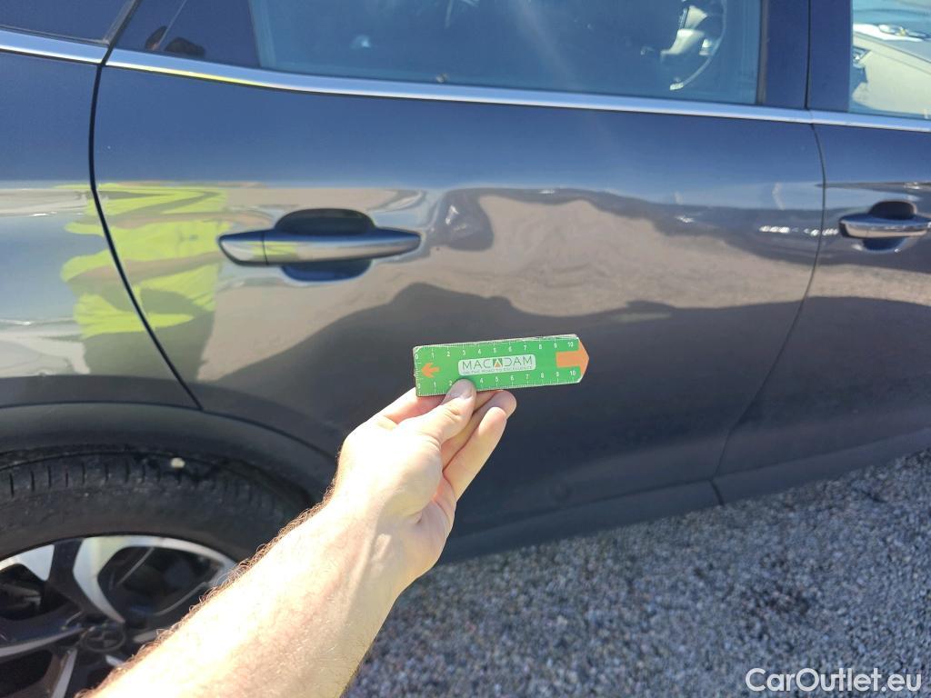  DS  DS7 DS DS 7 Crossback / 2017 / 5P / todoterreno BlueHDi DE 96kW (130CV) Auto. CHIC (AC) #4