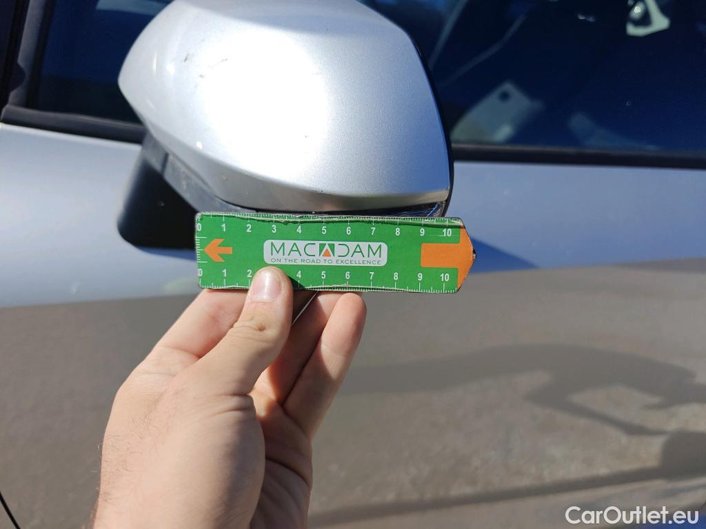 Toyota  Corolla TOYOTA  / 2019 / 5P / familiar 1.8 125H ACTIVE TECH E-CVT TOU SPORT #93