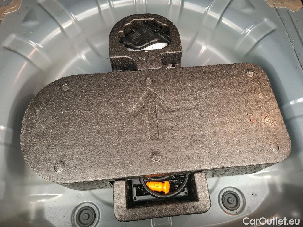 Ford  Focus FORD  / 2018 / 5P / Berline 5P - 1.5 EcoBlue 120ch Trend Business #11