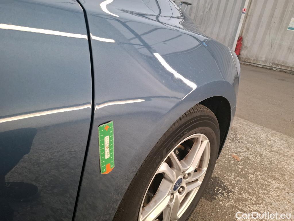 Ford  Focus FORD  / 2018 / 5P / Berline 5P - 1.5 EcoBlue 120ch Trend Business #8