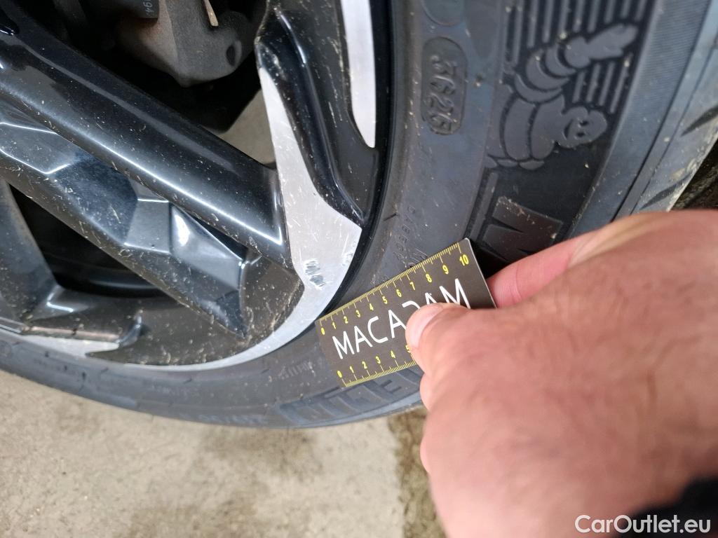  DS  DS7 DS DS 7 Crossback / 2017 / 5P / SUV E-TENSE 225 PERFORMANCE Line + #20