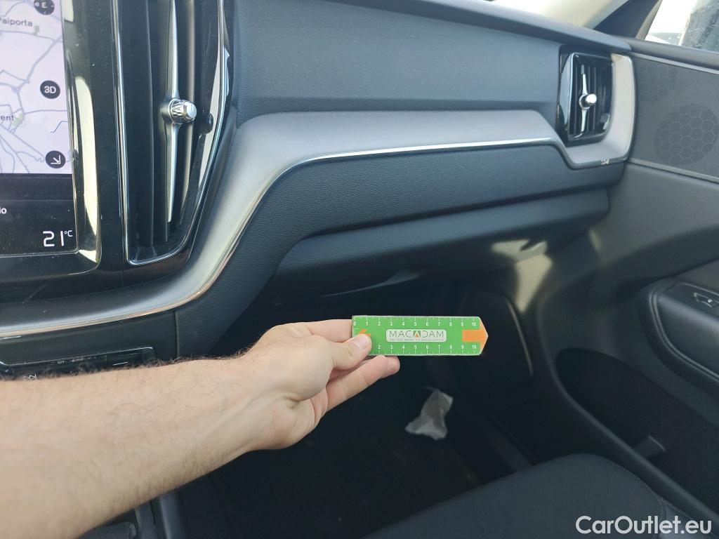  Volvo  XC60 VOLVO  / 2017 / 5P / todoterreno 2.0 T6 AWD Recharge R-Design Exp Auto #10