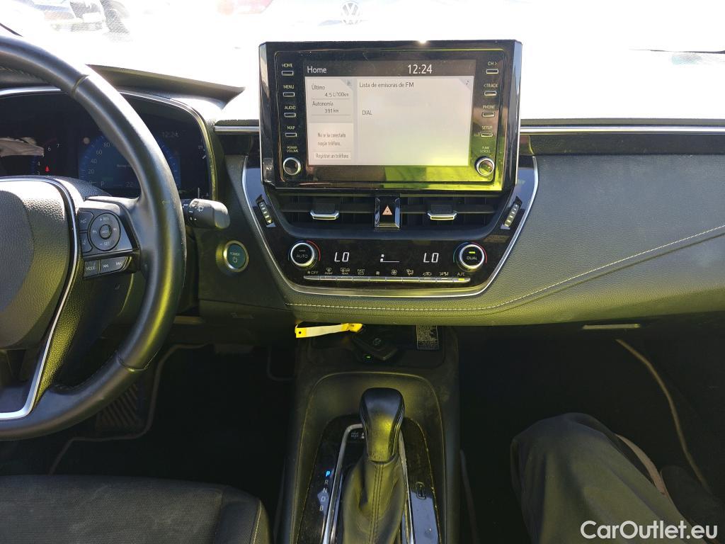 Toyota  Corolla TOYOTA  / 2019 / 5P / familiar 1.8 125H ACTIVE TECH E-CVT TOU SPORT #13