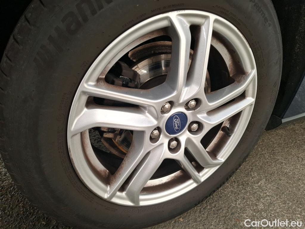 Ford  Focus FORD  / 2018 / 5P / Berline 5P - 1.5 EcoBlue 120ch Trend Business #14