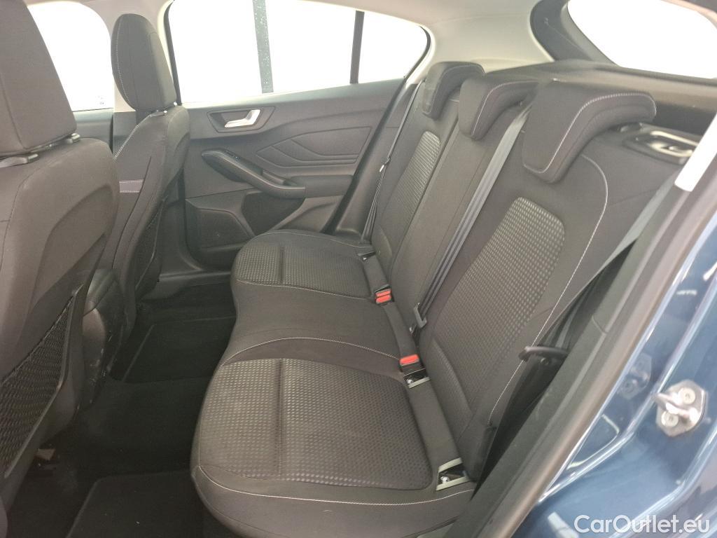 Ford  Focus FORD  / 2018 / 5P / Berline 5P - 1.5 EcoBlue 120ch Trend Business #9