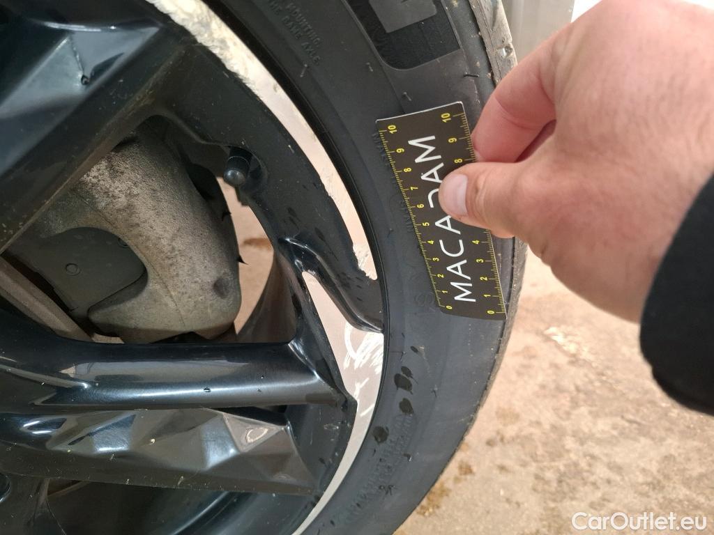  DS  DS7 DS DS 7 Crossback / 2017 / 5P / SUV E-TENSE 225 PERFORMANCE Line + #11