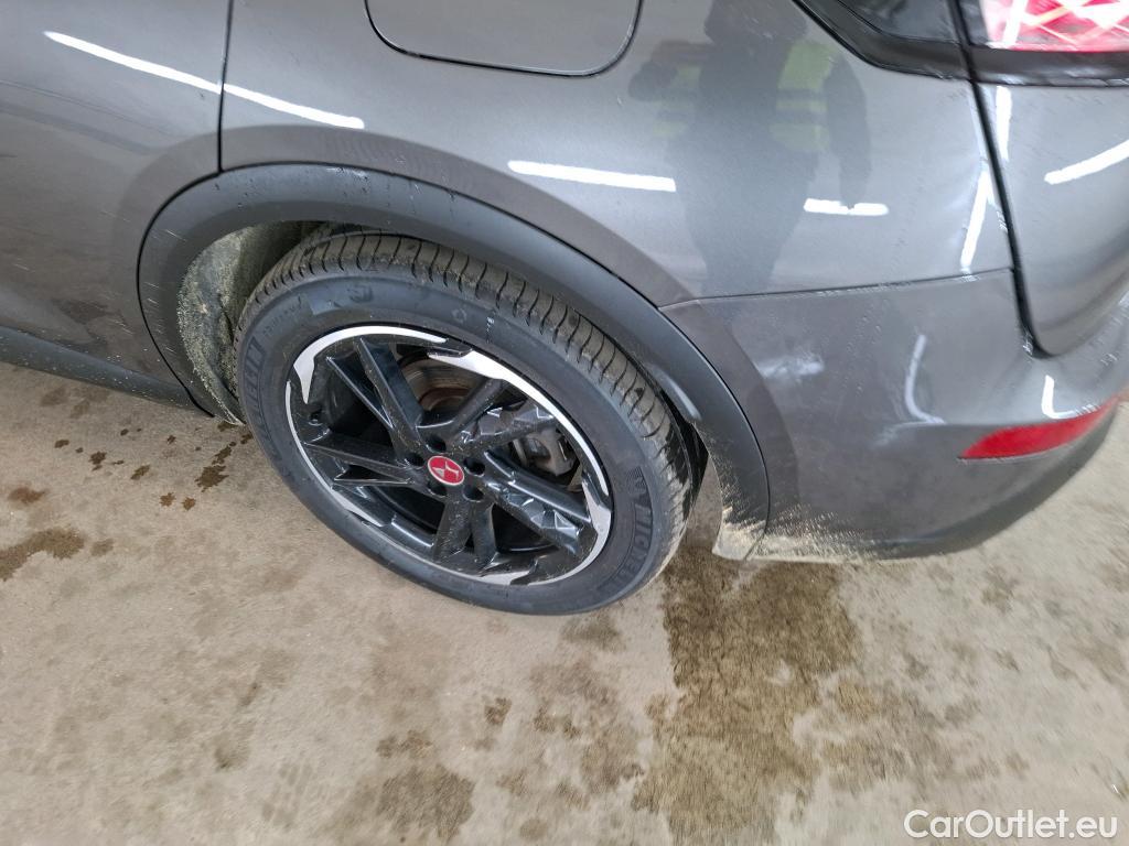  DS  DS7 DS DS 7 Crossback / 2017 / 5P / SUV E-TENSE 225 PERFORMANCE Line + #18