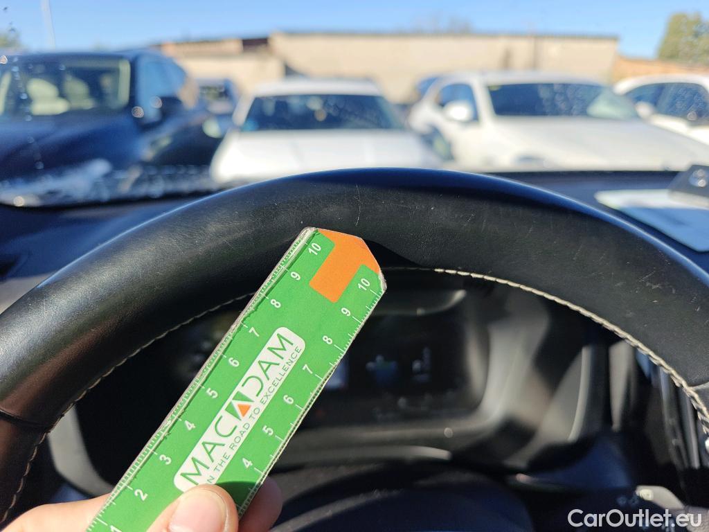  Volvo  XC60 VOLVO  / 2017 / 5P / todoterreno 2.0 T6 AWD Recharge R-Design Auto #24