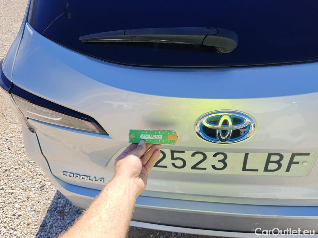 Toyota  Corolla TOYOTA  / 2019 / 5P / familiar 1.8 125H ACTIVE TECH E-CVT TOU SPORT #26