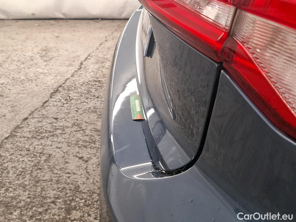 Ford  Focus FORD  / 2018 / 5P / Berline 5P - 1.5 EcoBlue 120ch Trend Business #6