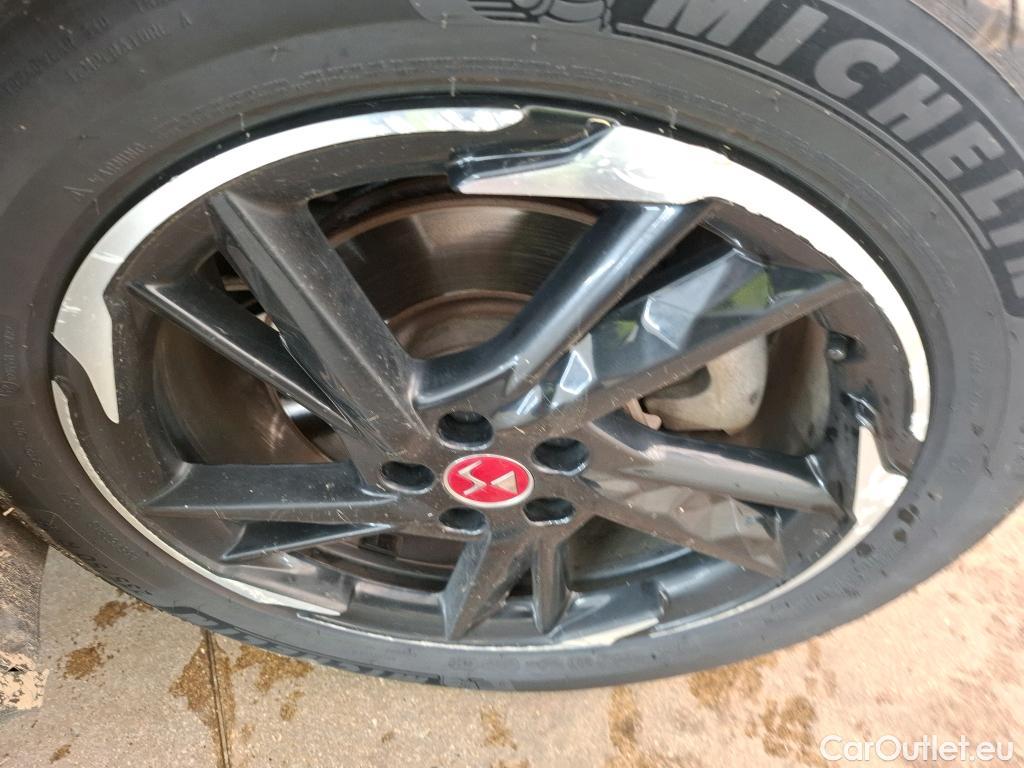  DS  DS7 DS DS 7 Crossback / 2017 / 5P / SUV E-TENSE 225 PERFORMANCE Line + #9