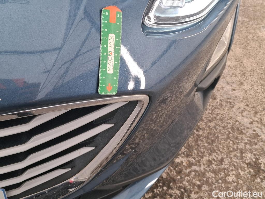 Ford  Focus FORD  / 2018 / 5P / Berline 5P - 1.5 EcoBlue 120ch Trend Business #2