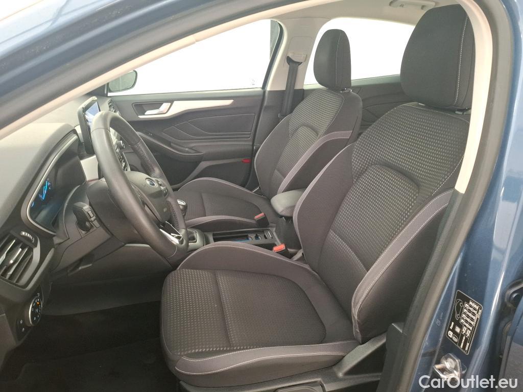 Ford  Focus FORD  / 2018 / 5P / Berline 5P - 1.5 EcoBlue 120ch Trend Business #8
