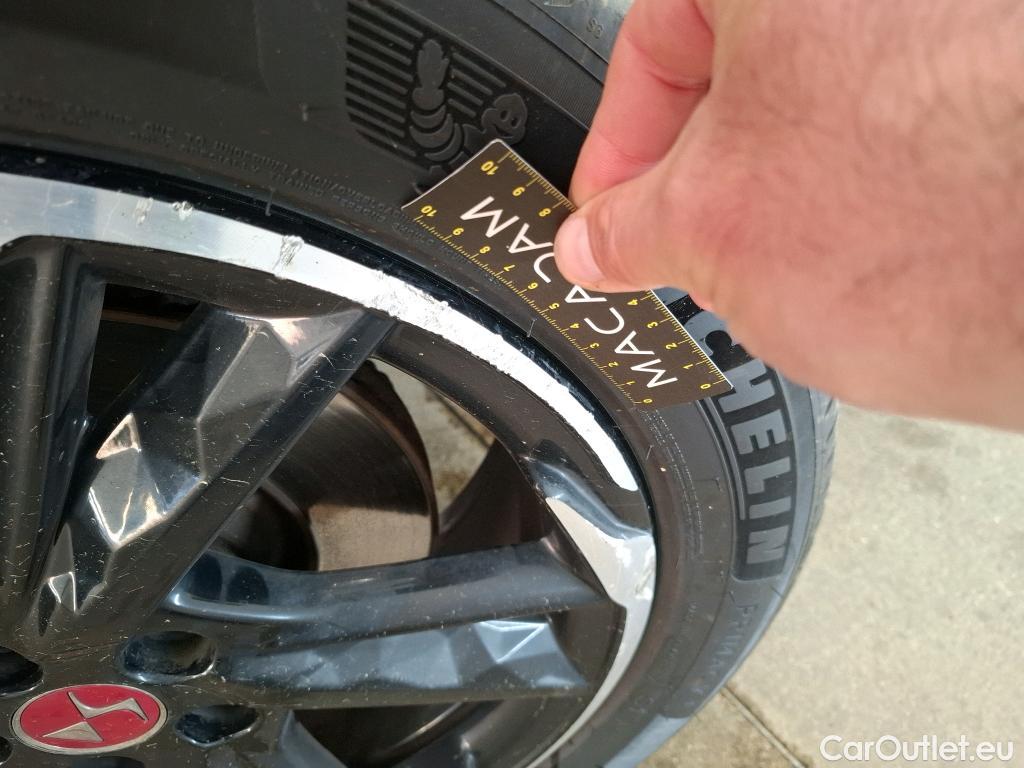  DS  DS7 DS DS 7 Crossback / 2017 / 5P / SUV E-TENSE 225 PERFORMANCE Line + #15