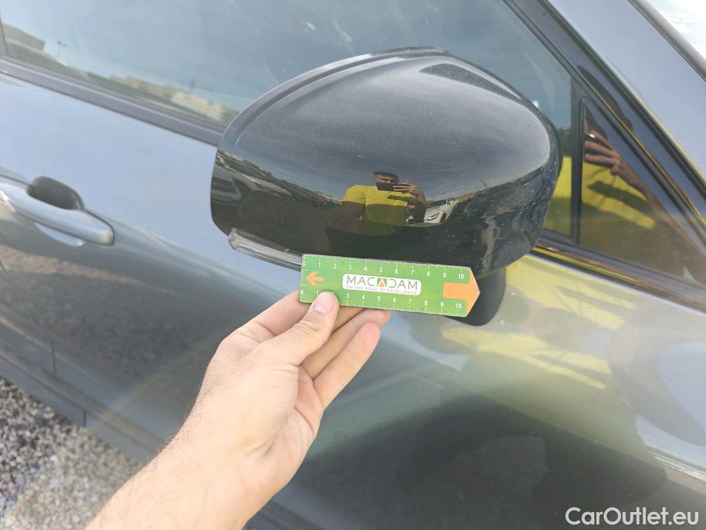  Volvo  XC60 VOLVO  / 2017 / 5P / todoterreno 2.0 T6 AWD Recharge R-Design Exp Auto #24