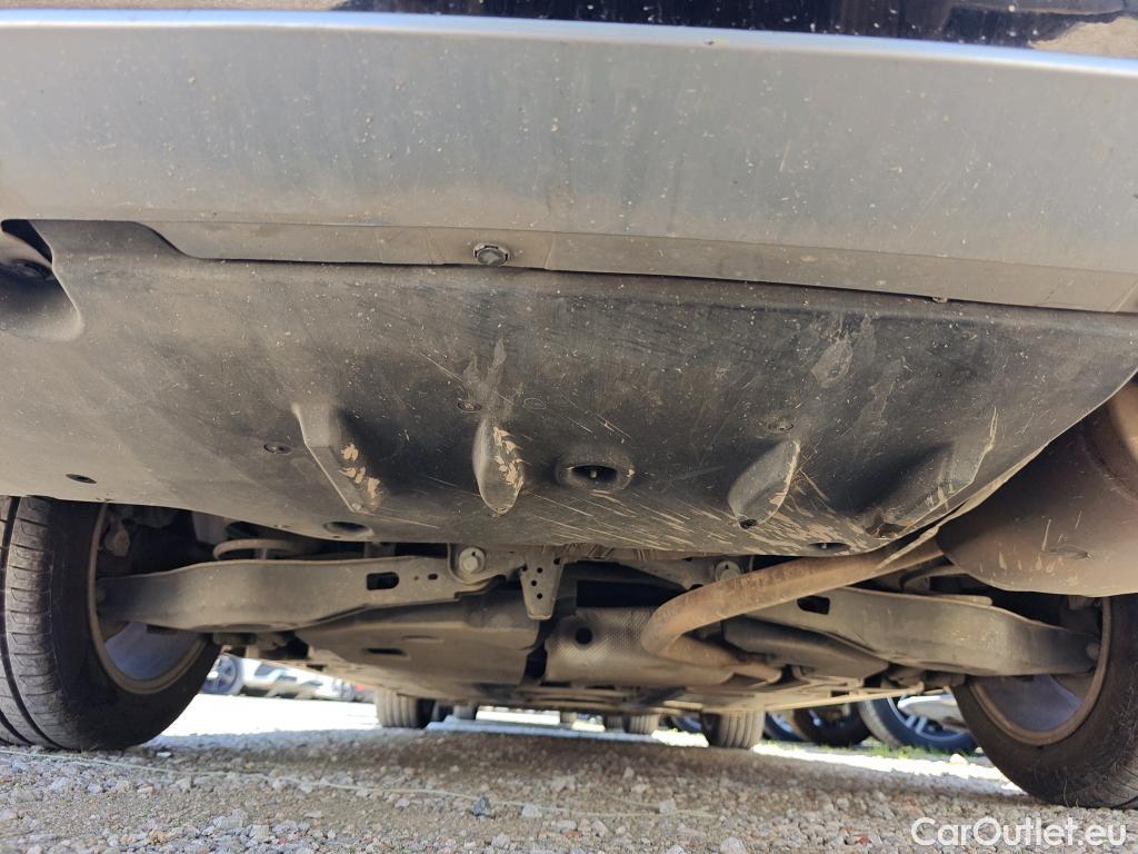 Toyota  Corolla TOYOTA  / 2019 / 5P / familiar 1.8 125H ACTIVE TECH E-CVT TOU SPORT #11