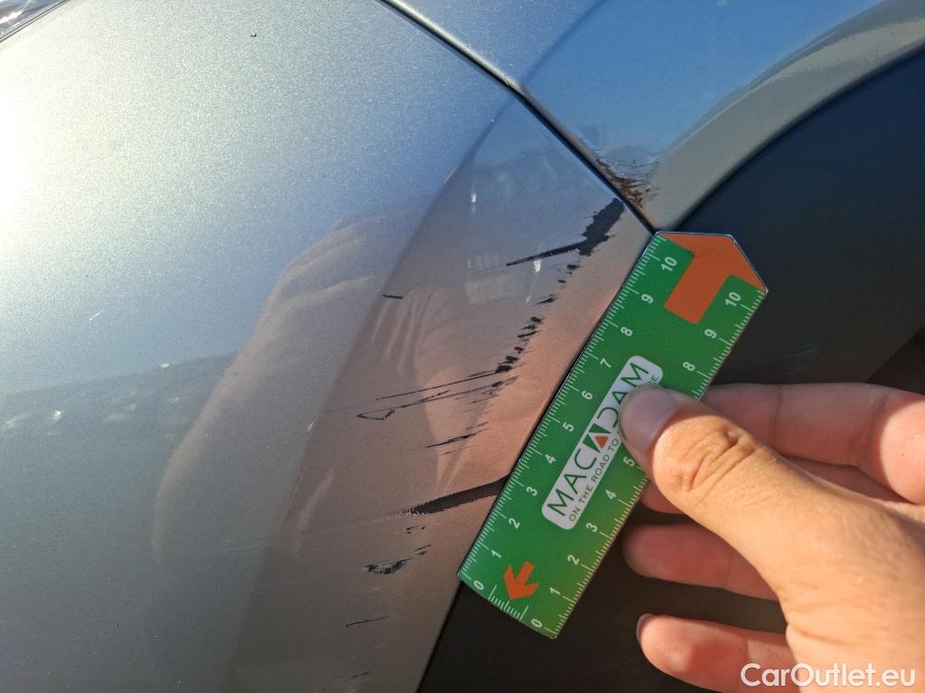  Hyundai  Tucson HYUNDAI  / 2020 / 5P / SUV 1.6 HYBRID 230 CREATIVE #29