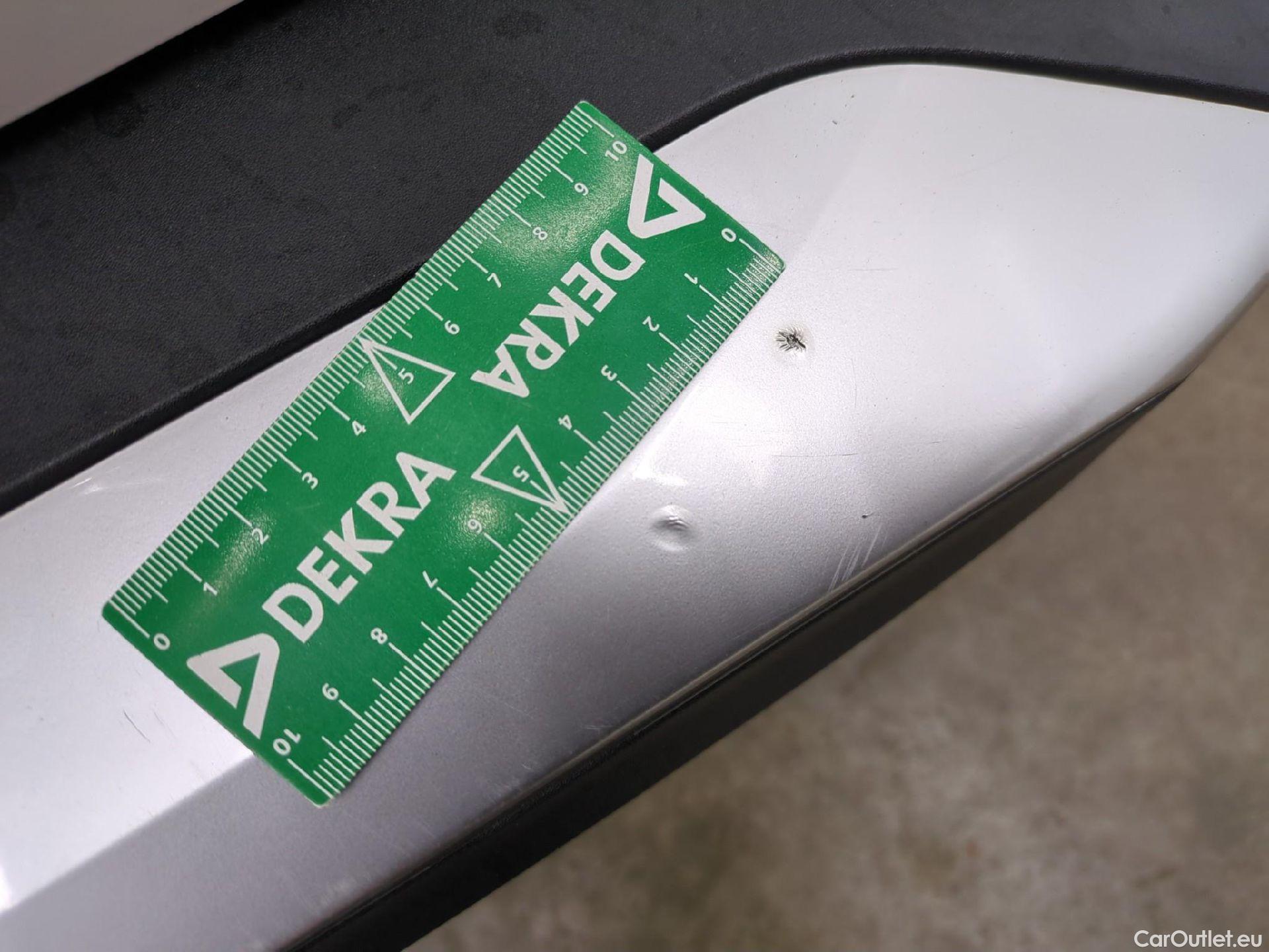  Peugeot  2008  Allure Pack 1.5 HDi 130CV BVA8 E6d #18