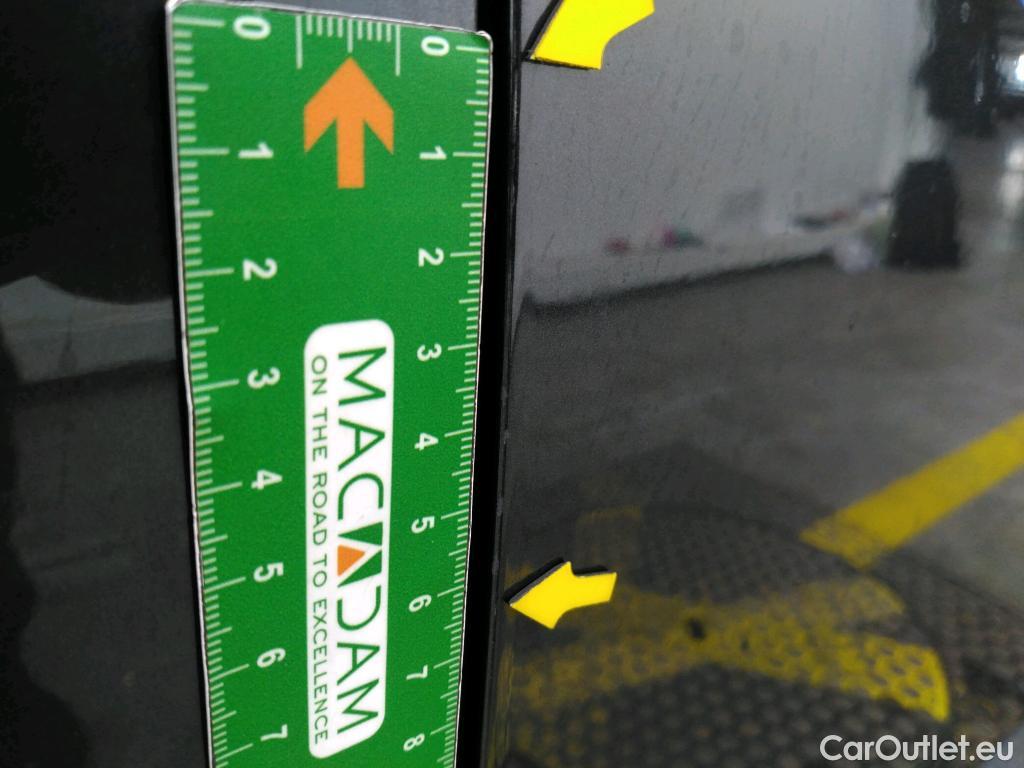  Hyundai  Tucson  Business Mild-Hybrid 2WD 1.6 CRDI 135CV BVA7 E6d #33