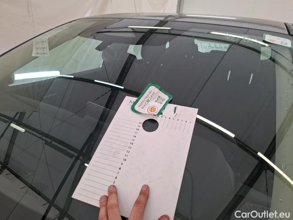  Nissan  Qashqai NISSAN  / 2021 / 5P / Crossover 1.3 MHEV 140 Business Edition #27