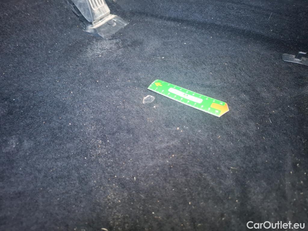  Hyundai  Tucson HYUNDAI  / 2020 / 5P / SUV 1.6 HYBRID 230 CREATIVE #71