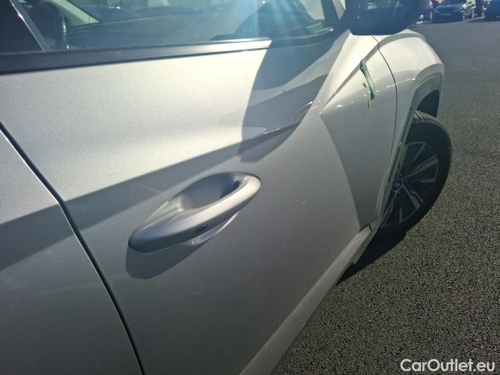  Hyundai  Tucson HYUNDAI  / 2020 / 5P / SUV 1.6 HYBRID 230 CREATIVE #101