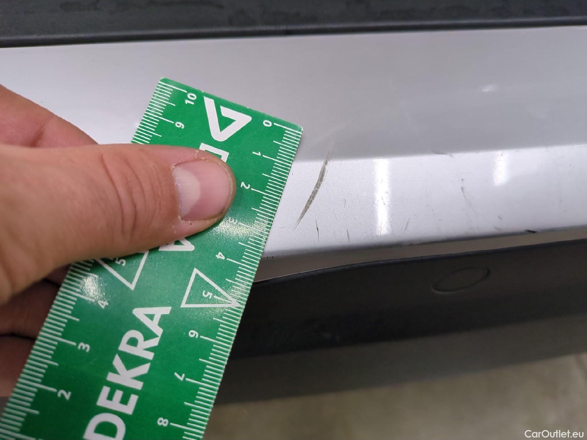  Peugeot  2008  Allure Pack 1.5 HDi 130CV BVA8 E6d #17