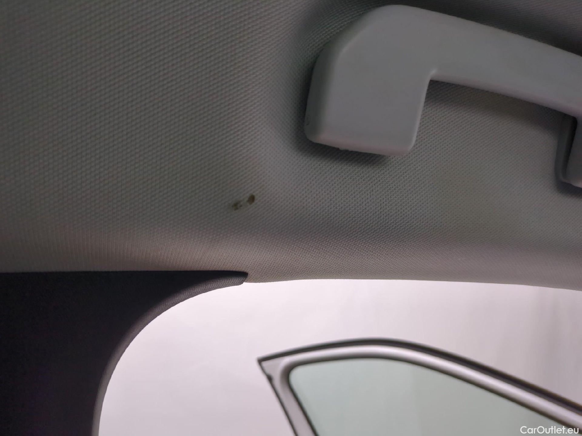  Peugeot  2008  Allure Pack 1.5 HDi 130CV BVA8 E6d #1