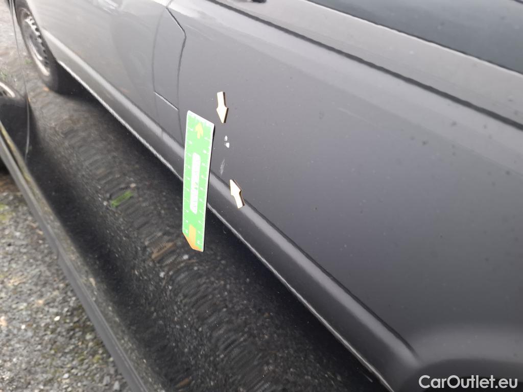  Mercedes  GLA MERCEDES-BENZ  / 2020 / 5P / SUV 2.0  200 D AMG LINE DCT #9