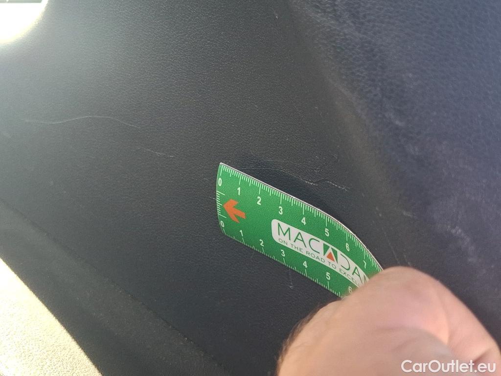  Hyundai  Tucson HYUNDAI  / 2020 / 5P / SUV 1.6 HYBRID 230 CREATIVE #52