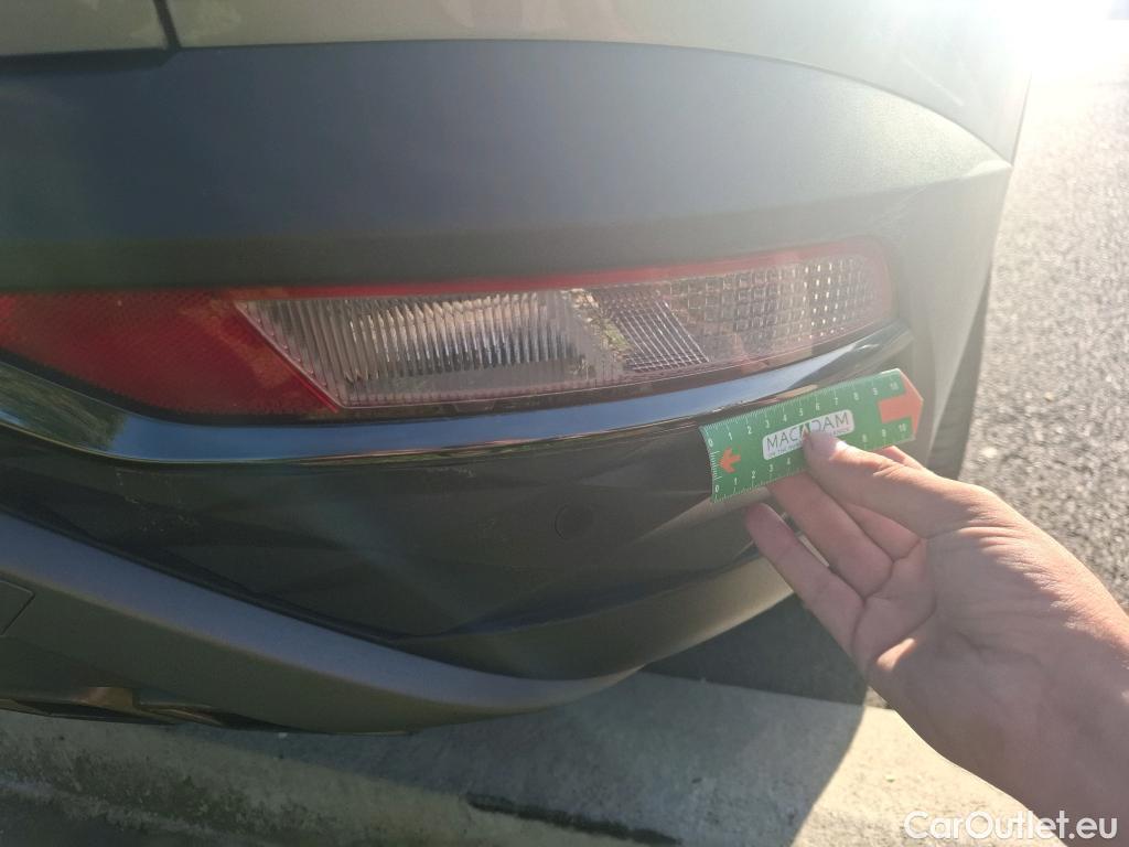  Hyundai  Tucson HYUNDAI  / 2020 / 5P / SUV 1.6 HYBRID 230 CREATIVE #68