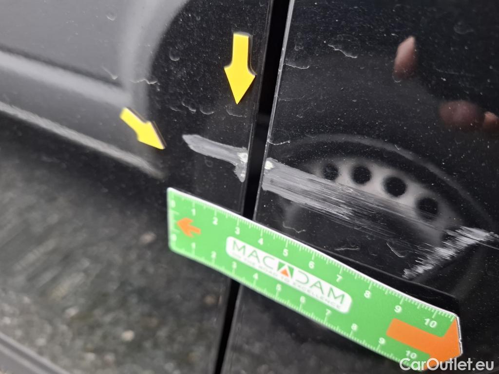  Mercedes  GLA MERCEDES-BENZ  / 2020 / 5P / SUV 2.0  200 D AMG LINE DCT #8