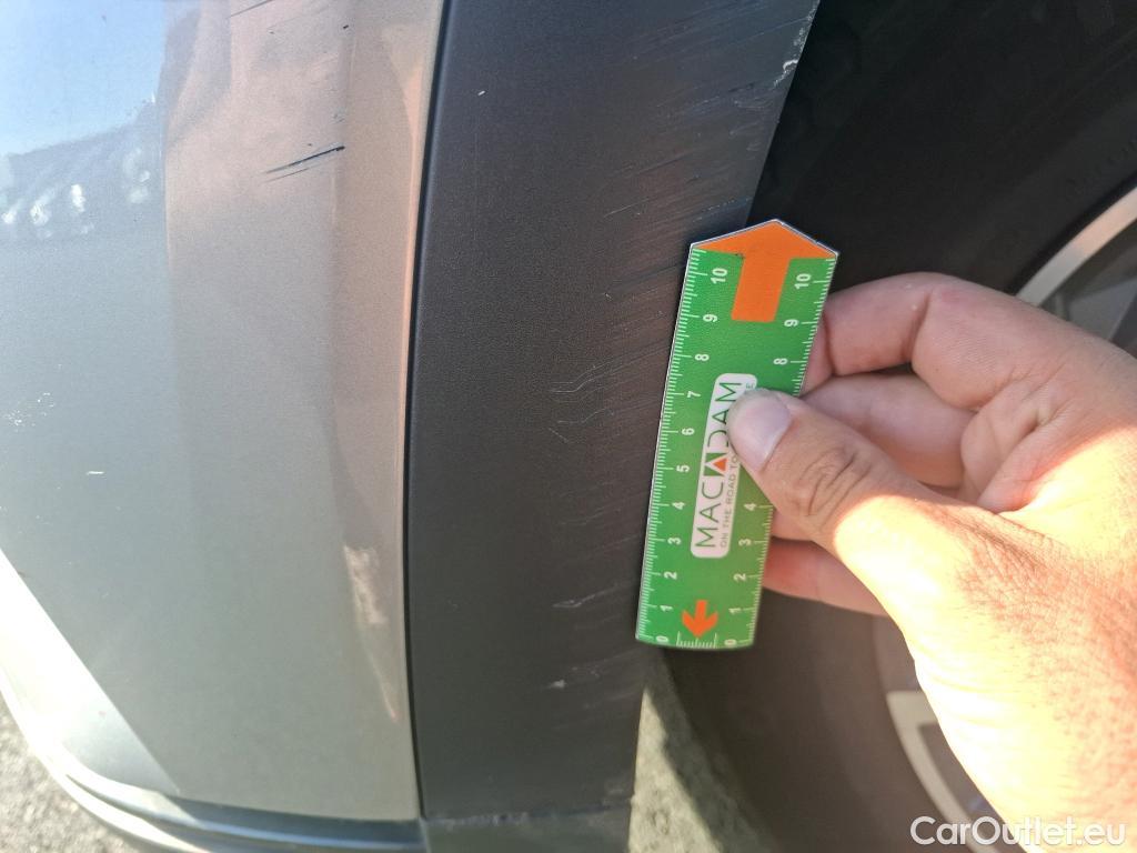  Hyundai  Tucson HYUNDAI  / 2020 / 5P / SUV 1.6 HYBRID 230 CREATIVE #66