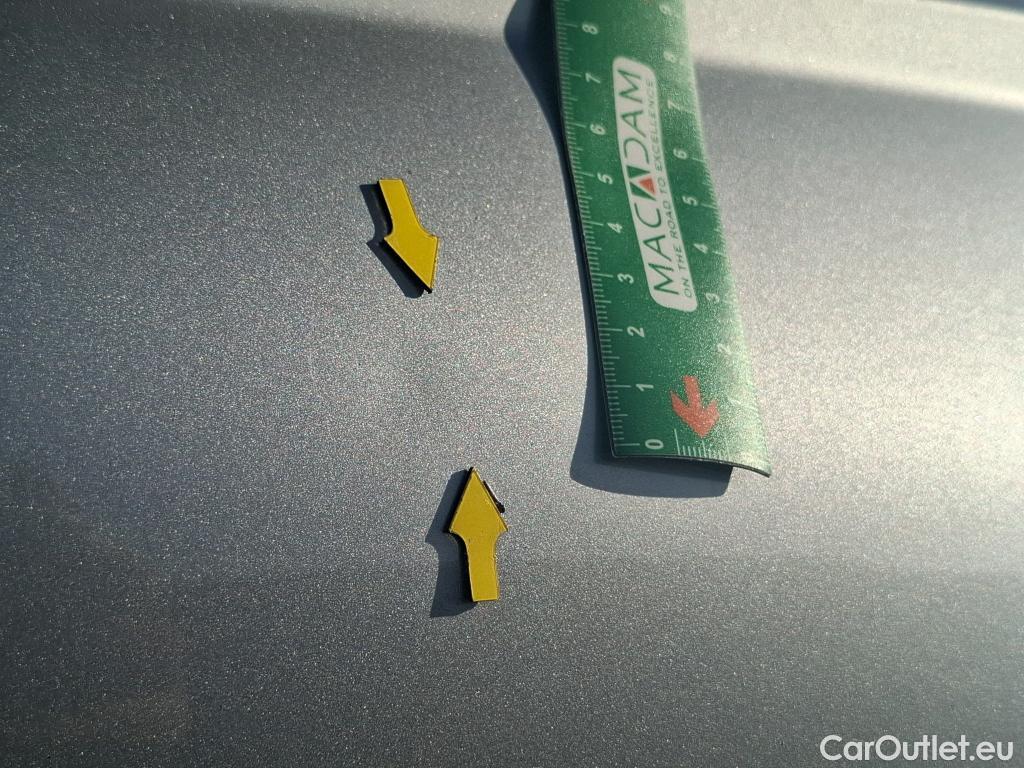  Hyundai  Tucson HYUNDAI  / 2020 / 5P / SUV 1.6 HYBRID 230 CREATIVE #103