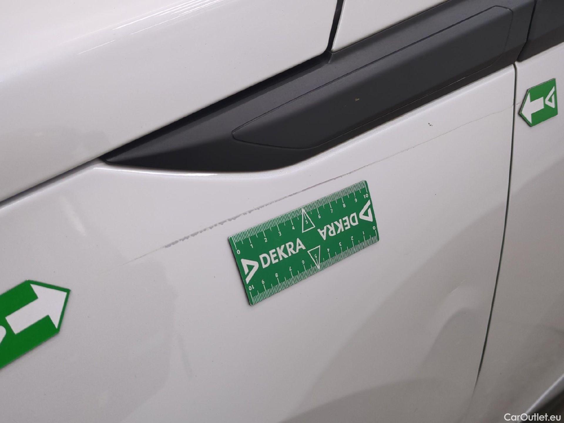  Peugeot  2008  Allure Pack 1.5 HDi 130CV BVA8 E6d #12