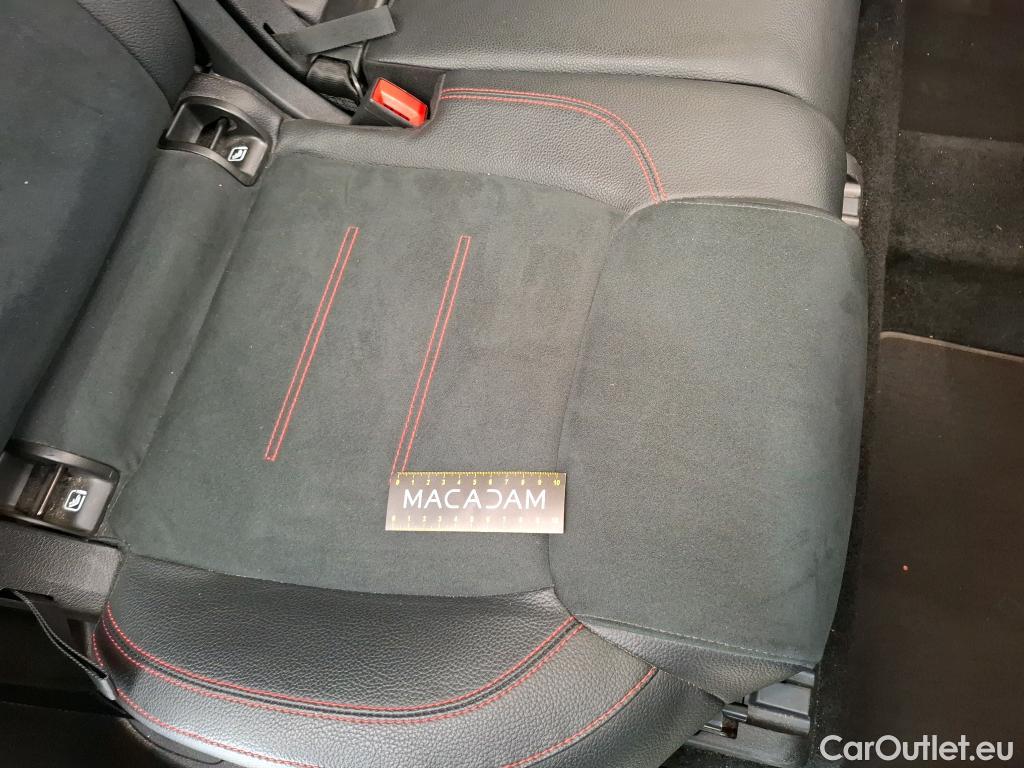  Mercedes  GLB MERCEDES-BENZ  / 2019 / 5P / SUV  200 d AMG Line #25