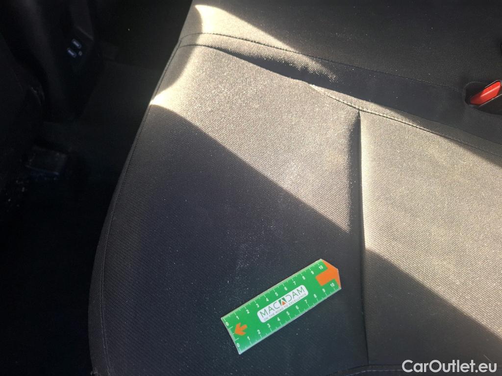  Hyundai  Tucson HYUNDAI  / 2020 / 5P / SUV 1.6 HYBRID 230 CREATIVE #88