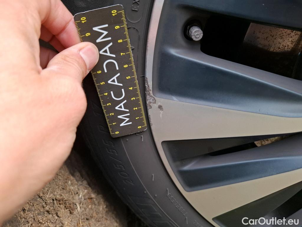  Mercedes  B-Klasse MERCEDES-BENZ Classe B / 2019 / 5P / monospace B 180 d Business Line Edition BA8 #7