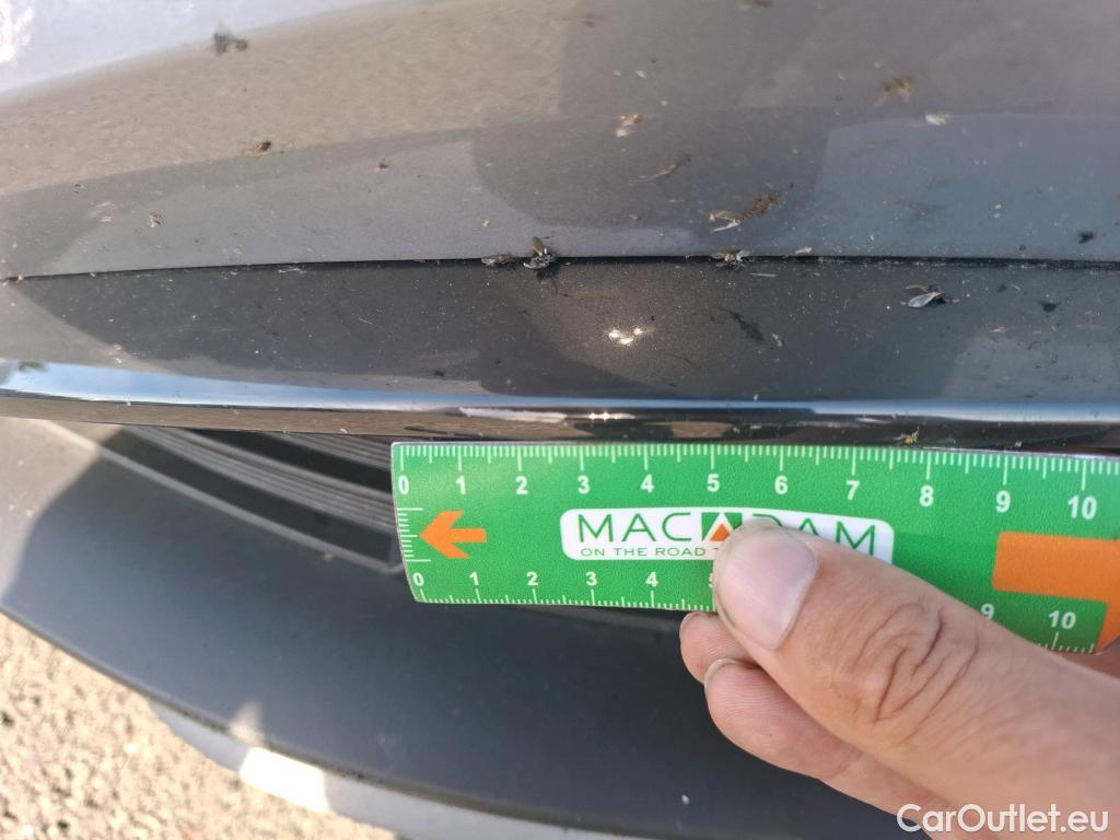  Hyundai  Tucson HYUNDAI  / 2020 / 5P / SUV 1.6 HYBRID 230 CREATIVE #111